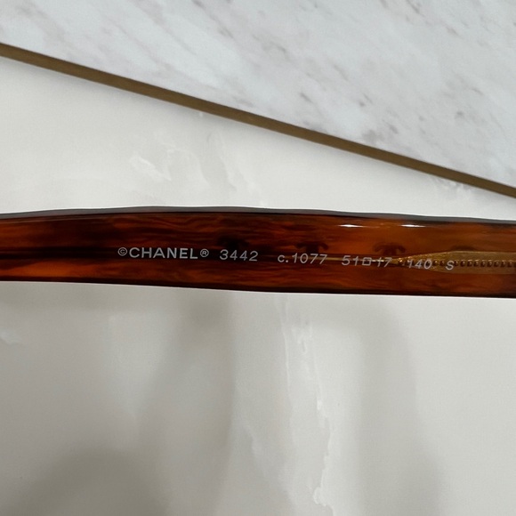 New Chanel model 0ch3442 tortoise and gold - Picture 4 of 5